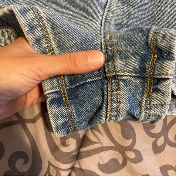 Two-Tone Denim Utility Shorts - Picture 6 of 6